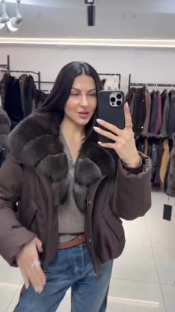Lagabogy Women's Winter Down Jacket Real Fur Coat Huge Natural Fox Fur Duck Down Jacket Casual Female Feather Parka Puffer Coat