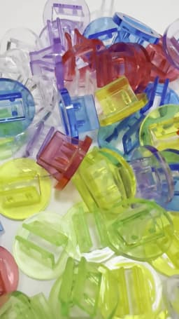 20PCS/Lot 4 Styles Transparent Plastic Stand Card Base for 1-2mm Cards Holder