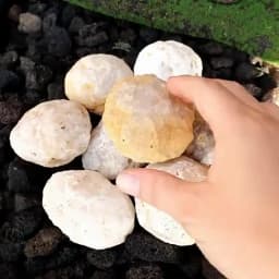 Wholesale Geodes Unopened Natural Agate Geode Real Crystal Specimen Contains Reiki Clean Clusters Beautiful Stones Jewelry Gifts