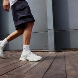 Baasploa Men Walking Shoes Comfort Leather Upper Casual Chunky Sneakers Male New Fashion Sport Shoes Cushioning Non-Slip