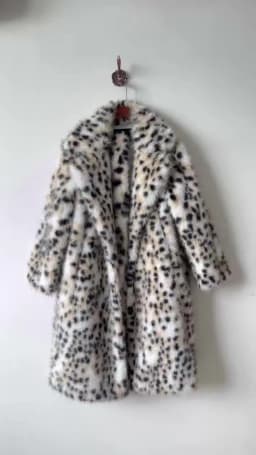 Abrigos Mujer Inviernoo Long Belted Leopard Faux Fox Fur Coat Women Overcoats Ladies Stylish Street Fashion Fluffy Fox Fur Coat