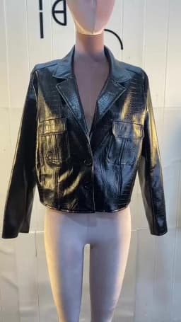 Lautaro Spring Autumn Short Cool Stylish Shiny Reflective Crocodile Print Patent Pu Leather Jacket Women Runway Fashion 2023