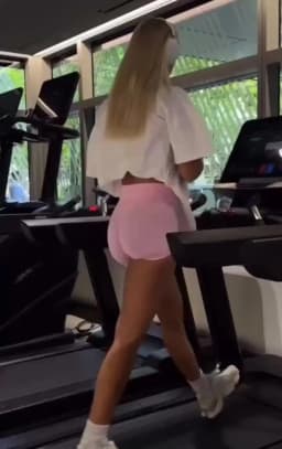 No Logo Sexy V Back Low Ribbed Waist Band Yoga Shorts Seamless Scrunch Bum Workout Gym Shorts Booty Hight Stretch Running Shorts