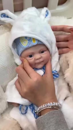 BRASTOY Solid Silicone Reborn Baby Doll 40cm Coconut Boy Realistic and Soft to Touch Can Be Plated, Shipped from Brazil