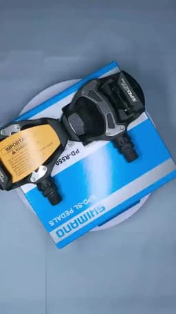 SHIMANO PD-R550 Racing Pedals - Ultra-Light Single Sided for Road Bikes