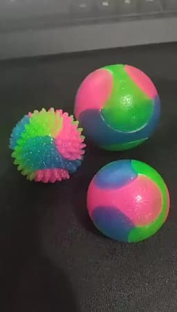 Hot Selling Small Dog Flash Pet Ball TPR Three Color Glowing Elastic Ball Training Interactive Throwing Dog Ball Dog Toys For