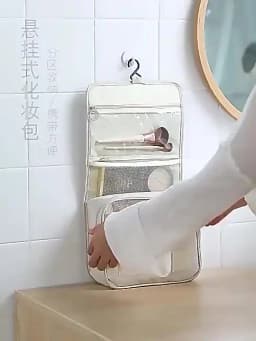 Hanging Toiletry Bag for Business Trips Portable Large Capacity Skincare Makeup Bag Dry and Wet Separation Folding Storage Bag