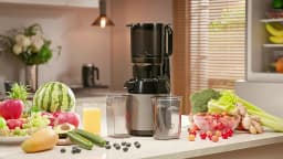 BioloMix Cold Press Juicer,with 130mm Feed Chute,Fit Whole Fruits & Vegetables,High Juice Yield,BPA FREE Slow Masticating Juicer