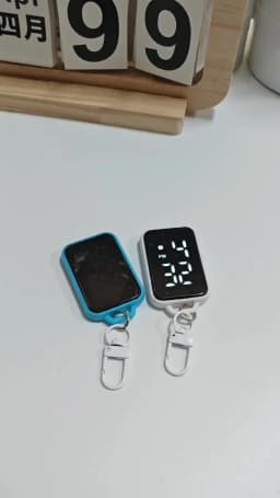 4/5 pcs Electronic Pocket Watch LED Keychain Nurse Pocket Watch Digital Watch for Student Backpacks Keys Pendant Timepiece
