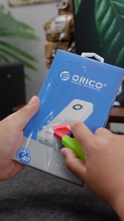 ORICO RGB 40Gbps USB4 M.2 SSD Enclosure with with Cooling Fan PCIe4.0 NVME Enclosure Aluminum Compatible Thunderbolt 3/4