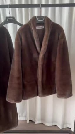 Winter High Quality Thick Warm Faux Mink Fur Coat Women Luxury High Quality Elegant Stand Collar Casual Fluffy Mink Fur Jacket