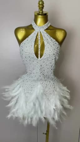 Luxury Glitter Feather Pearls Halter Backless Short White Party Dress Women Celebrate Birthday Outfit Performance Dance Costume