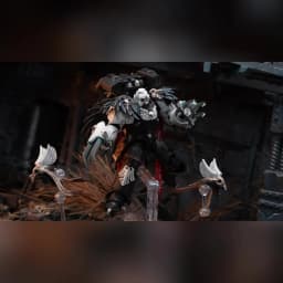 JOYTOY Warhammer 40k 1/18 Action Figures Raven Guard Chapter Master Aethon Shaan with Claws of Severax and Heavy Bolt Pistol