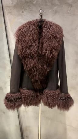 Sheep Collar Coats Women Winter Luxury Mongolian Fur Leather Jackets with Long Sleeve 7251