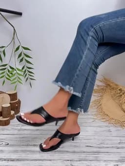 Women's Square Toe Flip Flop Heels 2026 New Summer Slide Sandals Elegant Thin Strap Kitten Heel Mules Casual Dressy Thong Sandal