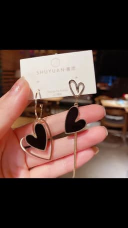 Korean Asymmetric Hollow Black Heart Dangle Earrings For Women Temperament Exaggerated Drop Earrings Party Jewelry