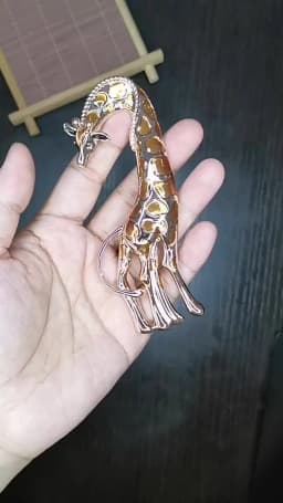 Vintage Creative Enamel Dripping Oil Giraffe Brooches for Women Trendy Casual Metal Animal Brooch Pins Personality Jewelry Gifts