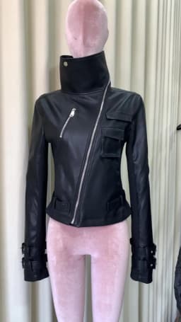 Lautaro Spring Autumn Cool Handsome Short Black Fitted Pu Leather Jacket Women Long Sleeve Zip Up Luxury Designer Clothing 2025