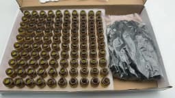 100pcs Essential Oil Bottle Gift Box, 3ml Brown Glass Split Bottle with Throttling Hole - Suitable for Travel and Storage