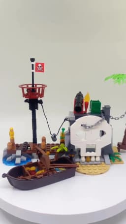 232pcs Pirate Boat Ship Seaside Treasure Island Building Blocks Bricks Sets Construction Toys For Children Boys Gift