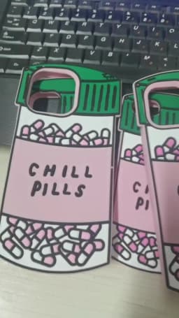 3D Cute Cartoon Chill Pills Case for iPhone 18 Pro Max/16/15/14/13/12/11 Medicine Bottle Soft Rubber Back Cover Funda iPhone 17
