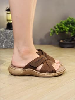 Bubuk Retro Genuine Leather Sandals, Made from Top-Layer Cowhide and Hand-Stitched, Versatile Men's Fashion Slippers for Business and Casual Wear