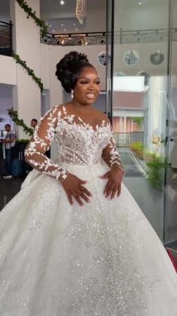 African Ball Gown Wedding Dresses For Brides Sheer Neck Lace Bridal Gowns Long Sleeve Beading Vestido De Noiva 2025 Customized