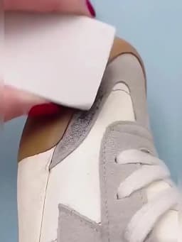 Suede & Sneaker Shoes Cleaning Eraser Matte Leather Shoes Care Whitening Velvet Leather Revitalizer & Stain Remover Tool