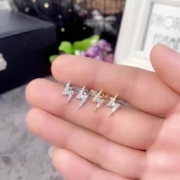 Delicate Lightning Shape Ear Studs for Women Dazzling Tiny Zirconia Earrings Daily Wearable Accessories Exquisite Girl