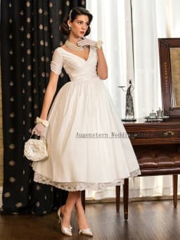 Customized Wedding Party Dresses Satin A-line Bridal Gown Ivory V-neck Pleat Ruched Lace Fairy Garden Wedding Dress Midi