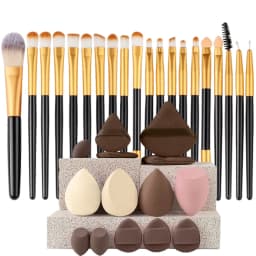 Makeup Brushes Set Premium Synthetic Kabuki Foundation Concealers Powder Blush Blending Face Eye Shadows Brush Set