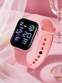 4-Piece Set of Cute and Stylish Electronic Watches for Couples, Paired with a Black and Pink Butterfly Bracelet Set, Suitable for Couples, Casual and Versatile, a Great Choice as a Gift