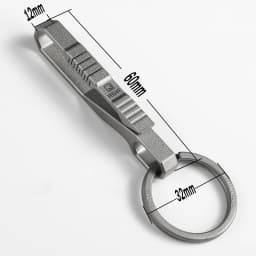 High Quality Titanium Alloy Keychain Men's Super Light Belt Waist Hanging CAR Key Chain Keyring Easy To Use Pendant Belt Buckle