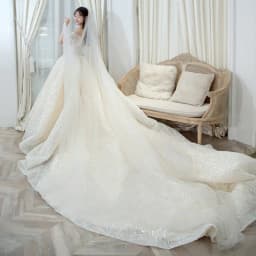 2026 Shining Sequins Luxury Wedding Dress With Sweep Train Elegant Boat Neck The Shoulder Ball Gown Vestido Noiva Customized