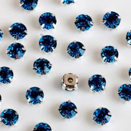 New 3mm 4mm 5mm 7mm 8mm Silver Claws Sew-on Round Rhinestones For Needlework DIY Glass Crystals Stones Clothes Wedding Dress