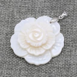 Natural Abalone Shell Pendant Flower shape Mother of Pearl Exquisite charms For jewelry making DIY Necklace accessories
