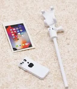 1/12 Miniature Dollhouse Selfie Stick Mobile Phone Mini Laptop for Pretend Play Blyth OB11 BJD Doll House Decoration Accessories