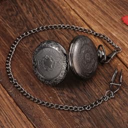 Roman Numerals Display Dial Exquisite Black/Silver/Bronze/Gold Quartz Pocket Watches Men Retro Pendant Clock with Pocket Chain