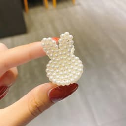 New Small Pearls Acrylic Hair Claw Clips Small Size Makeup Hair Styling Barrettes For Women Cute Mini Claw Clip Hair Accessories