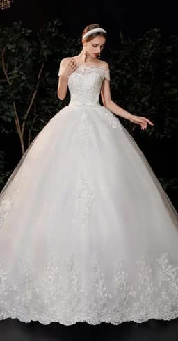 Best Selling 2024 Long Sleeve V Neck Lace Wedding Dress 2026 Vintage Bride Bridal Ball Gown Modest Wedding Dresses Customized