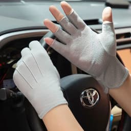 Men's Summer Ice Silk Half Finger Thin Outdoor Cycling Nonslip Breathable Fitness Gloves For Sports Sunscreen Driving Gloves L21