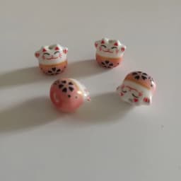 30pcs 13x14mm Hand Painted Lucky Cat Ceramic Beads Vertical Hole Loose Spacer Cute Animal Ceramics Bead For Jewelry Making DIY