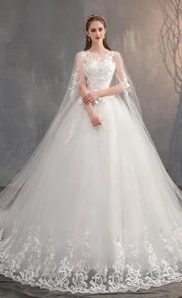 2026 Chinese Wedding Dress With Long Cap Lace Wedding Gown With Long Train Embroidery Princess Plus Szie Bridal Dress Customized