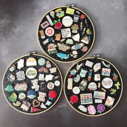 Badge Brooch Display Wall Hanging Pin Display Glitter Board Pin Holder Pin Collection Display Embroidery Hoop