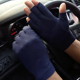 Driving sunscreen gloves men's thin half-finger gloves half spring and summer non-slip cycling fingerless gloves breathable B93