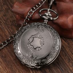 Roman Numerals Display Dial Exquisite Black/Silver/Bronze/Gold Quartz Pocket Watches Men Retro Pendant Clock with Pocket Chain