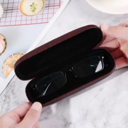 1PC Woman Hard Frame Sunglasses Reading Glasses Case PU Pearlescent Glasses Box Men Eyewear Cases Eyewear Protector