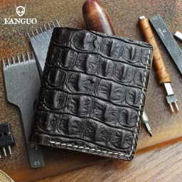 Men Short Leather Wallet Handmade Genuine Leather Card Holder Wallets For Male With Crocodile Pattern Unique Retro Design Purse