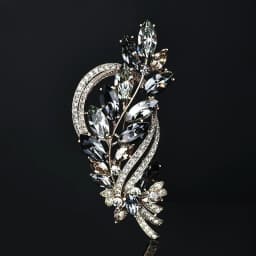 Brooch Ladies High-End Crystal Accessories Retro Atmosphere Suit Corsage Coat Brooch Birthday Gift