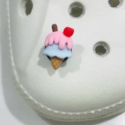 1Pcs Mix Styles Flowers Frog Ice Cream Cartoon Animals Shoe Charms Resin Shoe Decoration Fit Kids Backpack